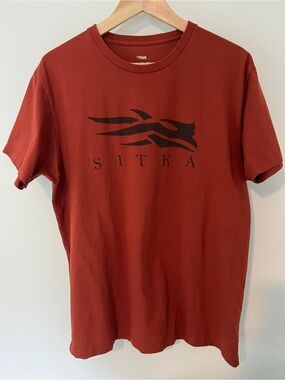 Sitka Men's Short-Sleeve Crewneck Tee in Rust